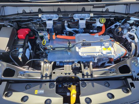 New 2026 Nissan Leaf SV+ w/ Illuminated Package image 6