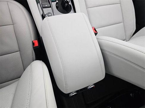 New 2026 Ford Explorer Platinum w/ LUX Leather Package image 22