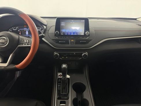 Used 2022 Nissan Altima 2.5 SR AWD/4WD image 33