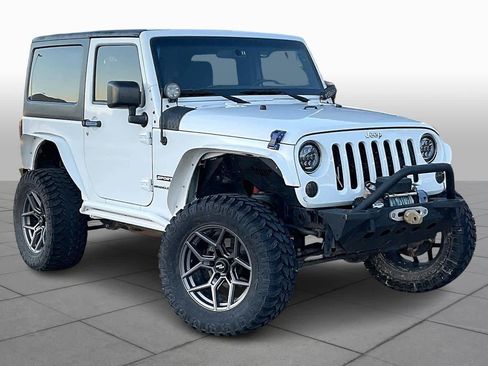 Used 2018 Jeep Wrangler Sport image 3