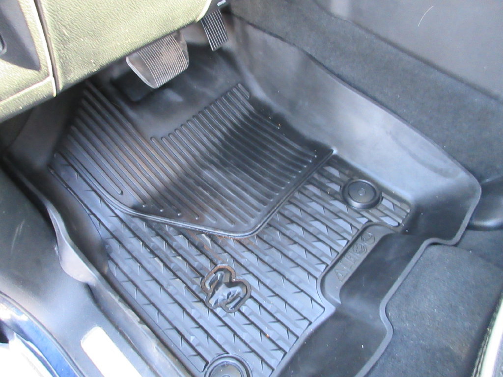 Used 2020 RAM 1500 Laramie AWD/4WD image 29