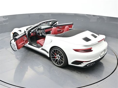 Used 2018 Porsche 911 Turbo image 25