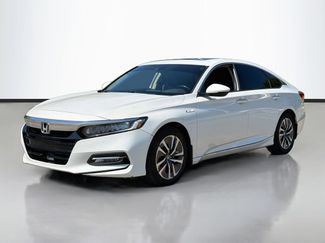 Used 2018 Honda Accord Touring video 2