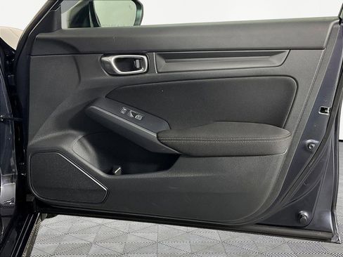 Used 2025 Honda Civic Sport image 26