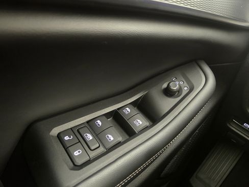 Certified 2024 Jeep Grand Cherokee L Altitude AWD/4WD image 33