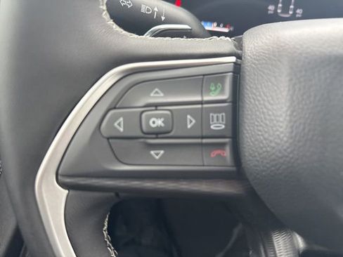 New 2025 Jeep Grand Cherokee L Altitude image 34