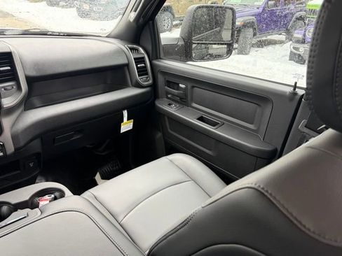 New 2026 RAM 2500 Tradesman w/ Chrome Appearance Group image 31