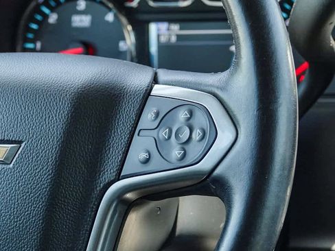 Used 2019 Chevrolet Suburban LT w/ LT Signature Package image 15