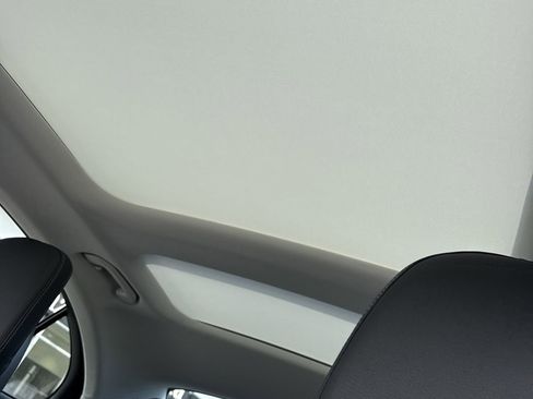 New 2026 Mercedes-Benz E 450 4MATIC Sedan image 15