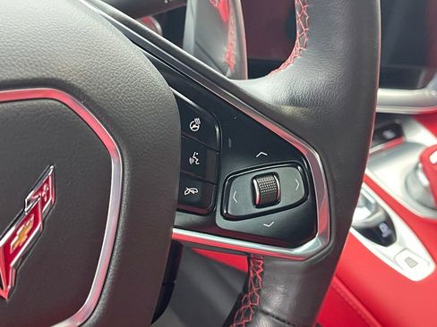 Used 2023 Chevrolet Corvette Stingray w/ Z51 Performance Package image 21