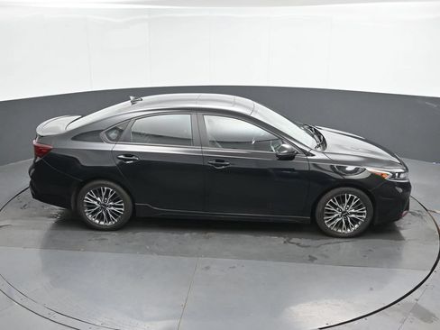 Used 2023 Kia Forte GT-Line w/ GT-Line Premium Package FWD image 32