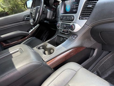 Used 2020 GMC Yukon SLT AWD/4WD image 44