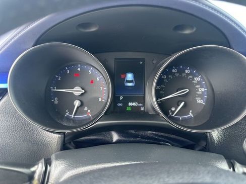 Used 2022 Toyota C-HR XLE FWD image 14