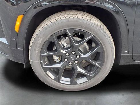 New 2026 Chevrolet Traverse RS image 12