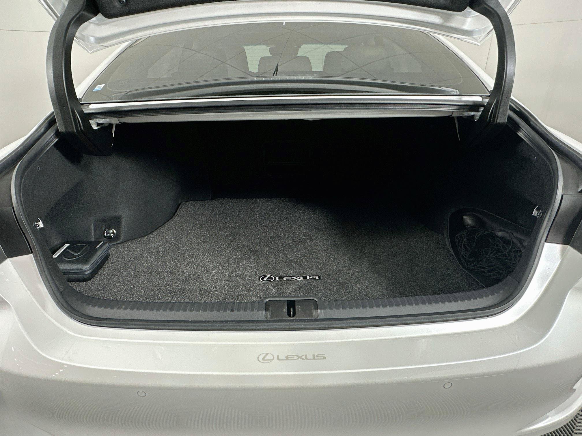 Used 2024 Lexus ES 350 w/ Premium Package FWD image 30