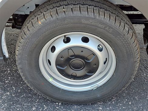 New 2025 Ford Transit 250 148 Medium Roof w/ Load Area Protection Package image 11