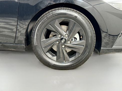 Used 2021 Hyundai Elantra SEL w/ Convenience Package FWD image 32