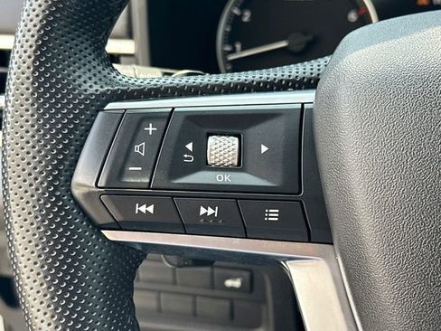 Used 2023 Mitsubishi Outlander SE image 27