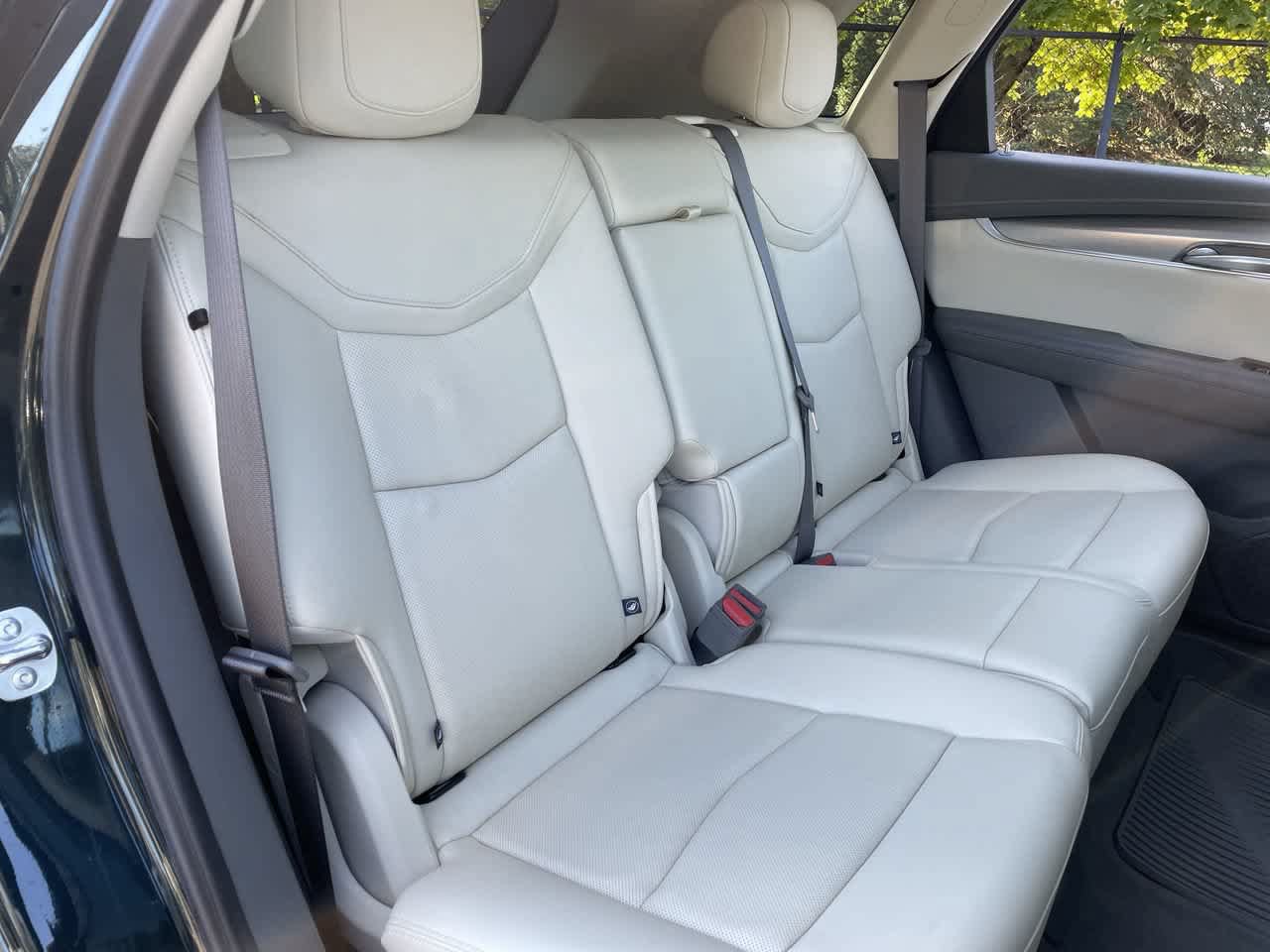 Certified 2024 Cadillac XT5 Premium Luxury FWD image 15