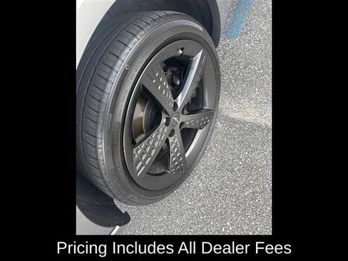 Used 2023 Genesis GV70 3.5T Sport w/ Sport Prestige Package AWD/4WD image 7