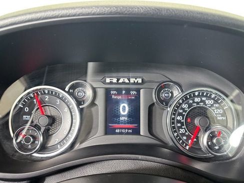 Used 2024 RAM 2500 Big Horn AWD/4WD image 10