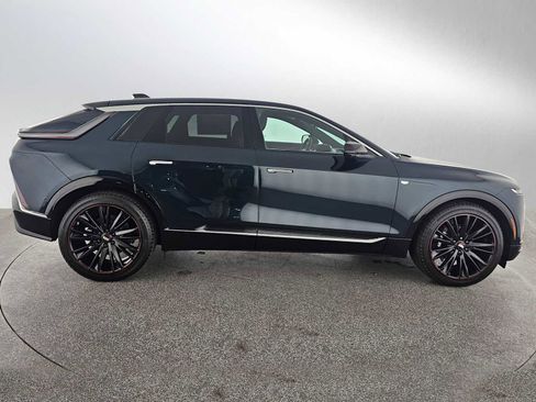 New 2025 Cadillac Lyriq Luxury image 2