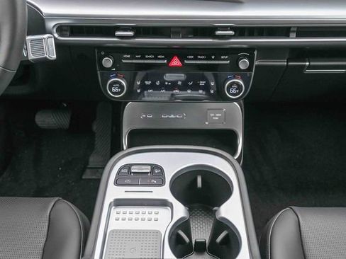 New 2026 Hyundai Ioniq 9 SEL AWD/4WD image 15