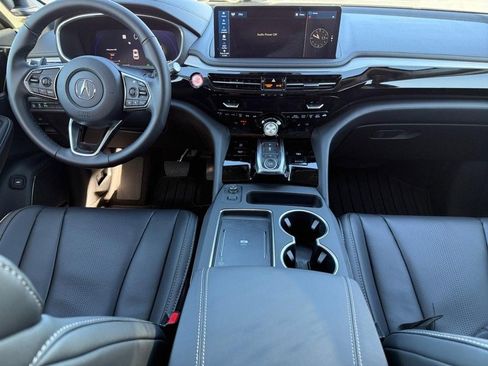 Certified 2025 Acura MDX w/ Technology Package image 6
