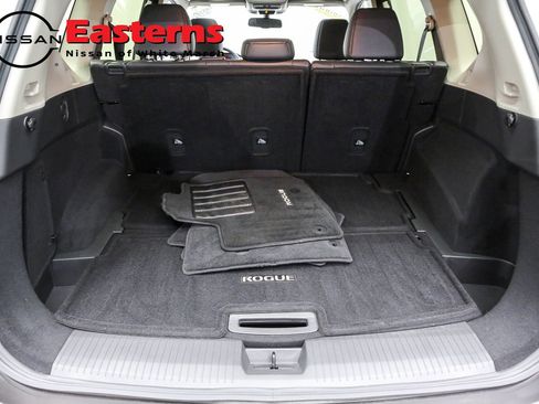 Used 2023 Nissan Rogue SL w/ SL Premium Package AWD/4WD image 9