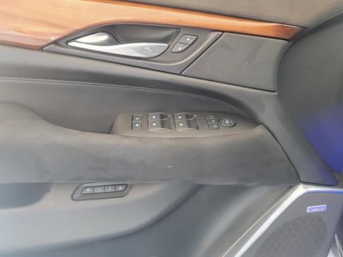 Used 2016 Cadillac Escalade ESV Premium AWD/4WD image 8