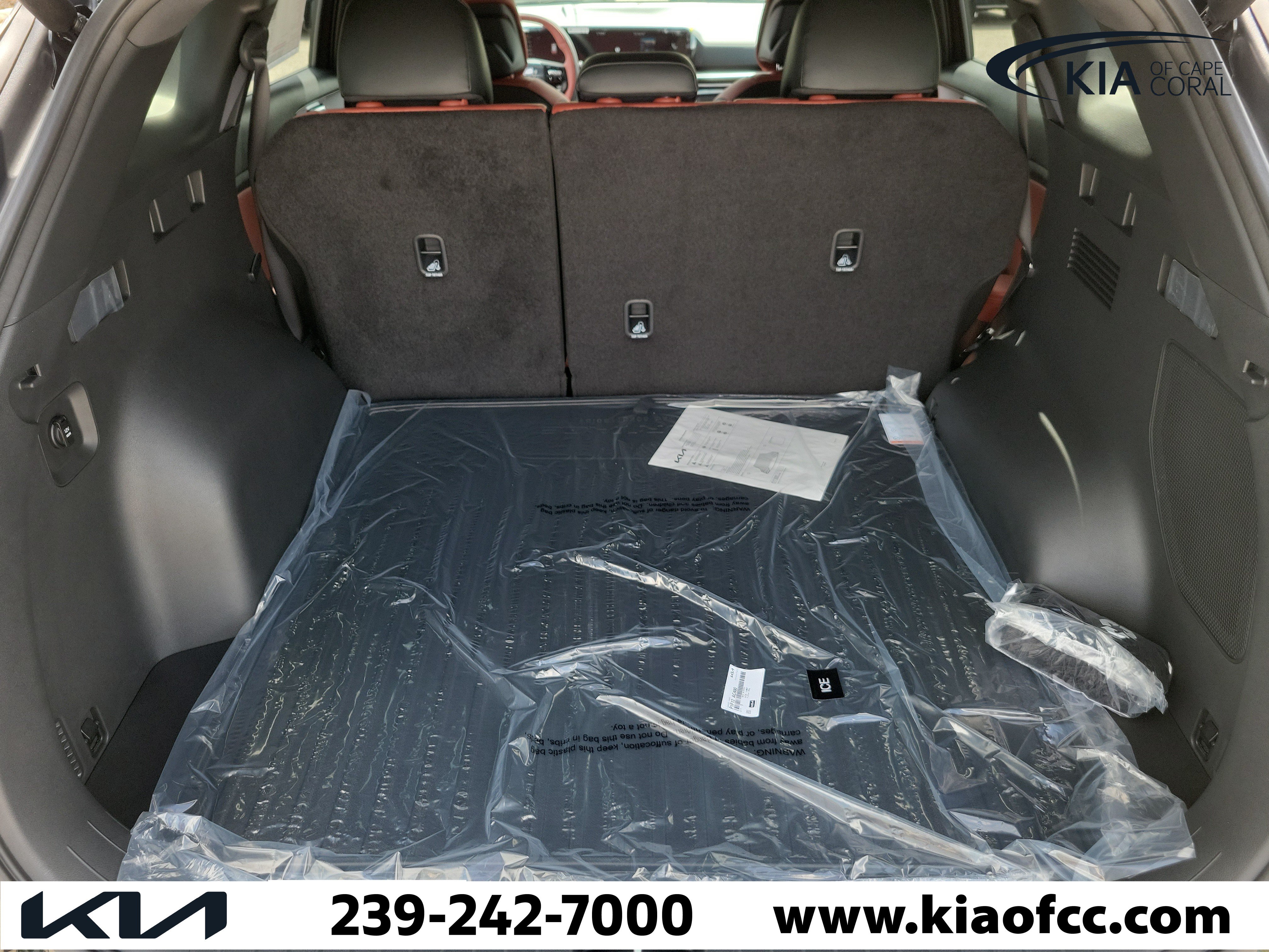 New 2027 Kia Sportage SX FWD image 11