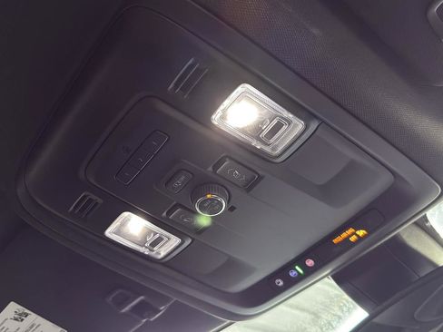 Used 2022 Chevrolet Tahoe Z71 w/ Z71 Off-Road Package image 23