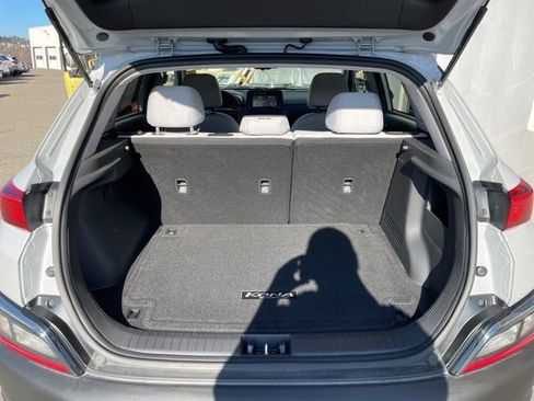 Used 2023 Hyundai Kona SEL w/ Cargo Package image 29