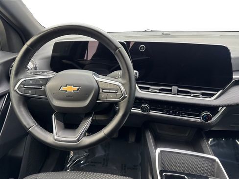 Used 2025 Chevrolet Equinox LT FWD image 52