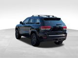 Used 2017 Jeep Grand Cherokee Limited w/ Luxury Group II image 3