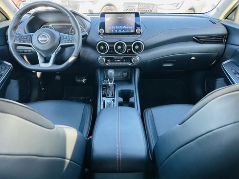 Used 2024 Nissan Sentra SR w/ SR Premium Package image 25