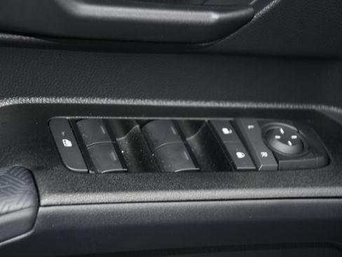 Certified 2026 Toyota 4Runner SR5 AWD/4WD image 10
