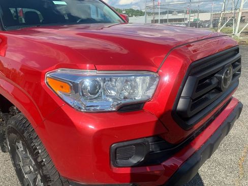 Used 2022 Toyota Tacoma SR AWD/4WD image 33