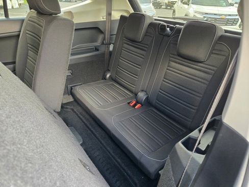 Used 2024 Volkswagen Tiguan S image 16