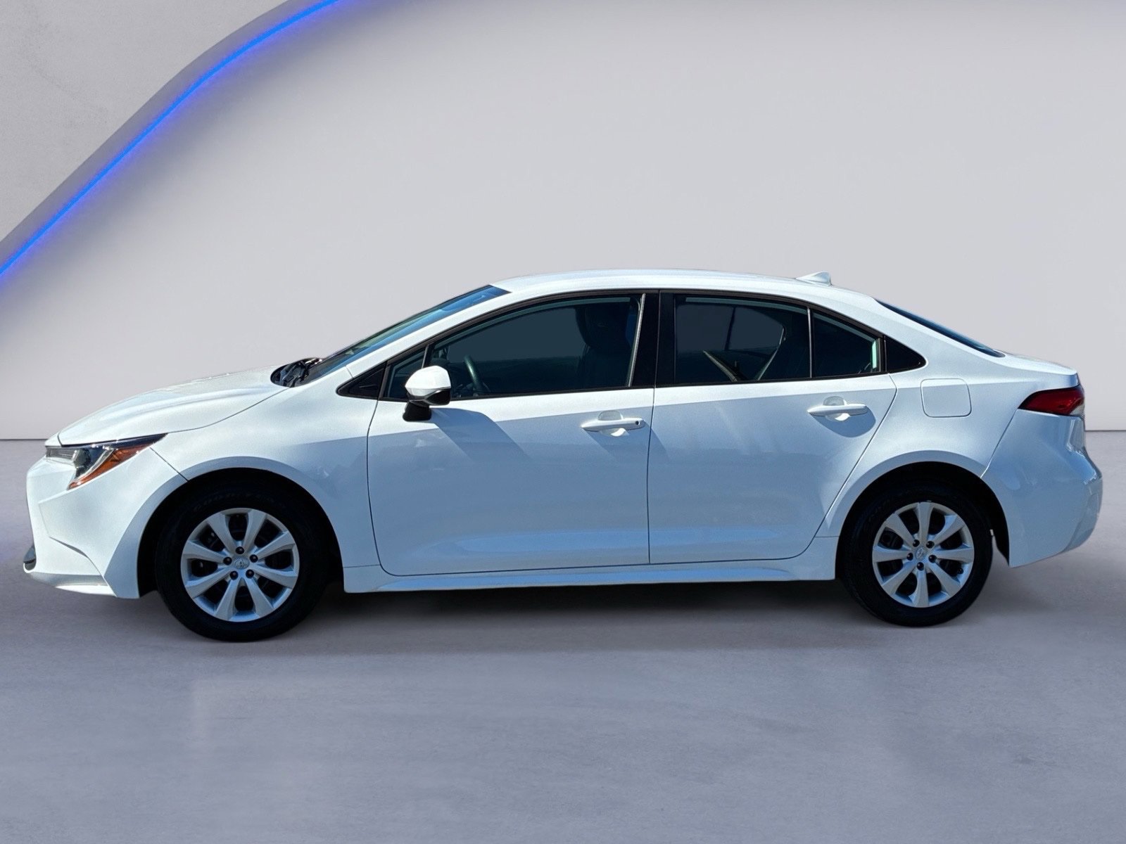 Used 2024 Toyota Corolla LE FWD image 7