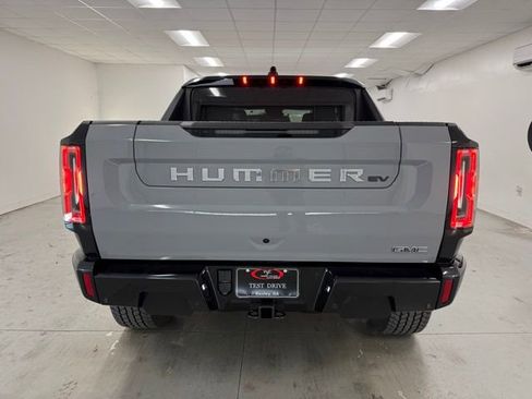 New 2026 GMC Hummer EV 4x4 Crew Cab image 7