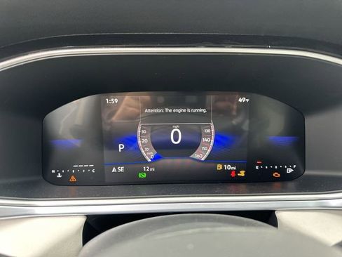 New 2026 Volkswagen Taos SE image 19