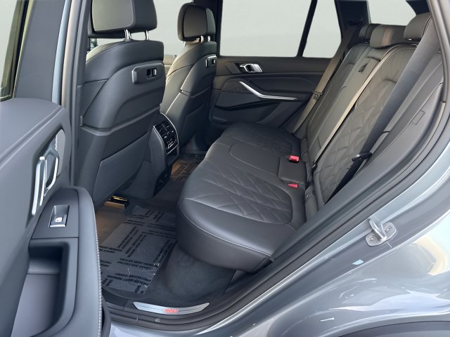 Used 2026 BMW X5 xDrive40i AWD/4WD image 24