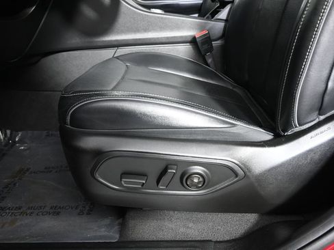 Used 2022 Jeep Grand Cherokee Overland AWD/4WD image 22