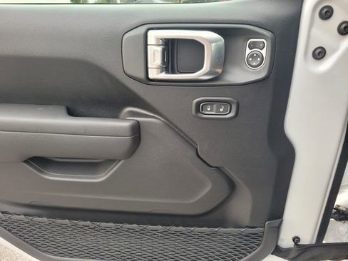 New 2026 Jeep Gladiator Sport image 20