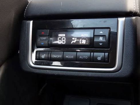 Used 2022 Subaru Ascent Limited w/ Technology Package AWD/4WD image 12