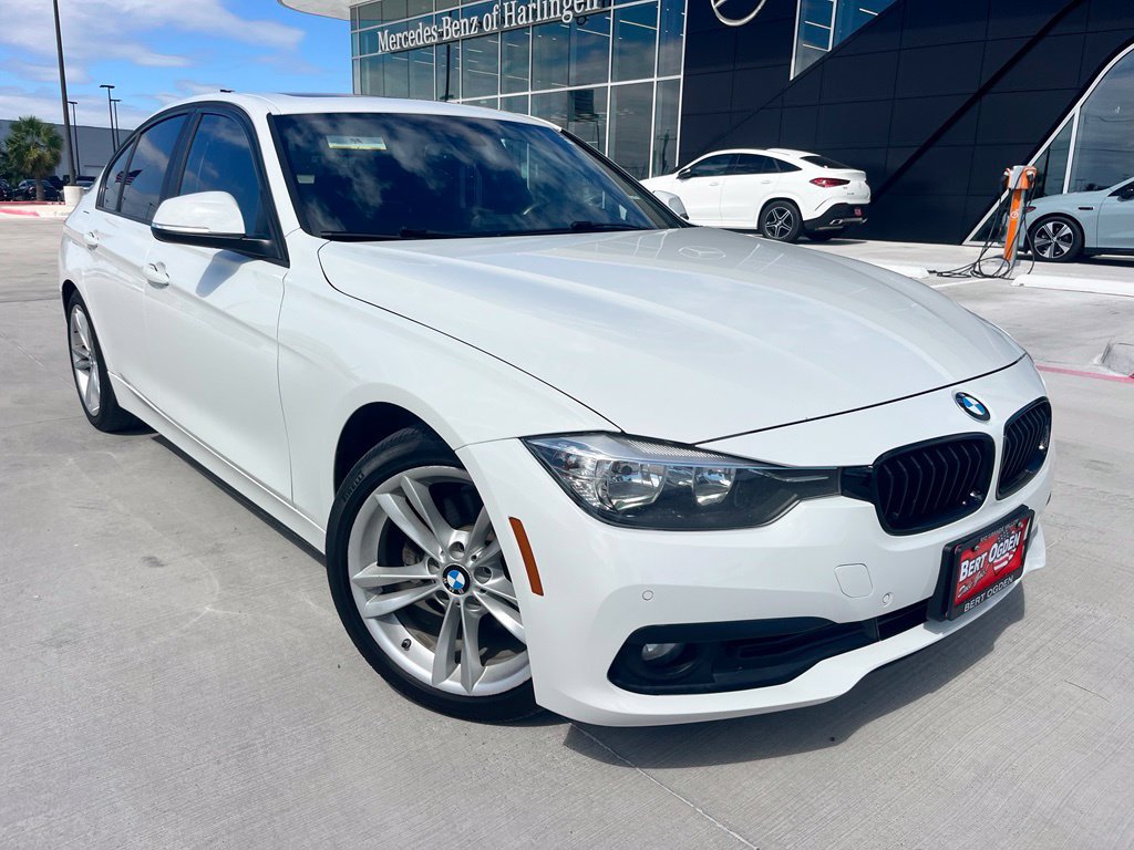 Used 2016 BMW 320i Sedan RWD image 1