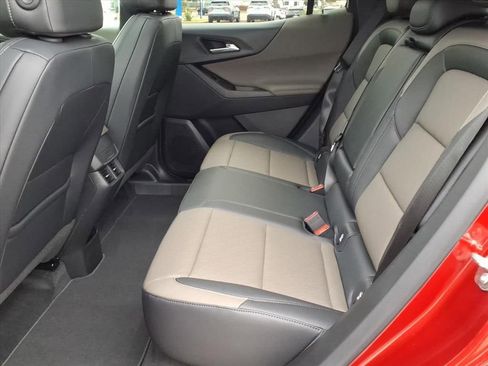 New 2026 Chevrolet Equinox LT FWD image 17