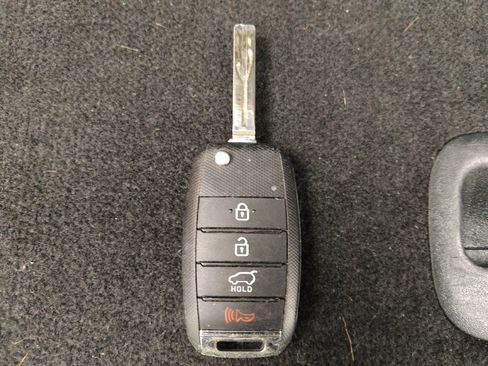 Used 2019 Kia Sportage LX FWD image 32
