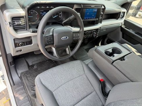 New 2026 Ford F250 XL w/ XL Chrome Package image 13